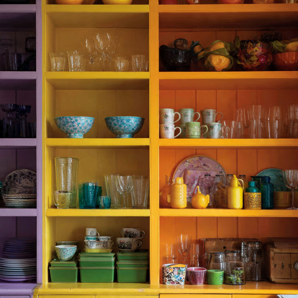 color coordinated shelves for kitchen shelving 1